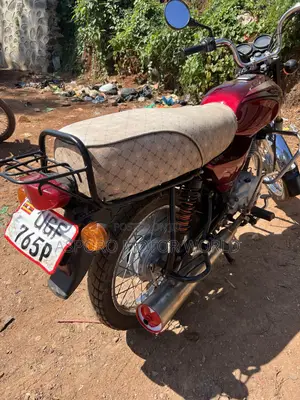 Bajaj Boxer 100 2024 Red