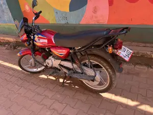 Bajaj CT 125X 2024 Red