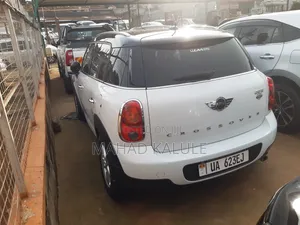 Mini Cooper 2013 White