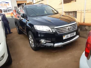 Toyota Vanguard 2010 Black