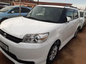Toyota Corolla Rumion 2014 White