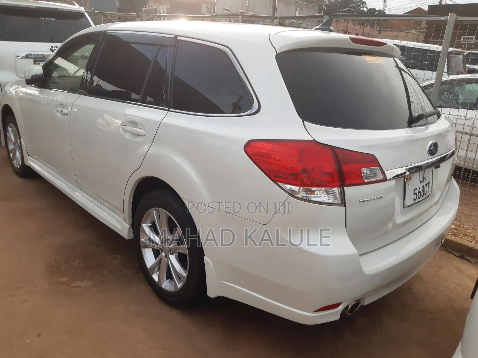 Subaru Outback 2011 White