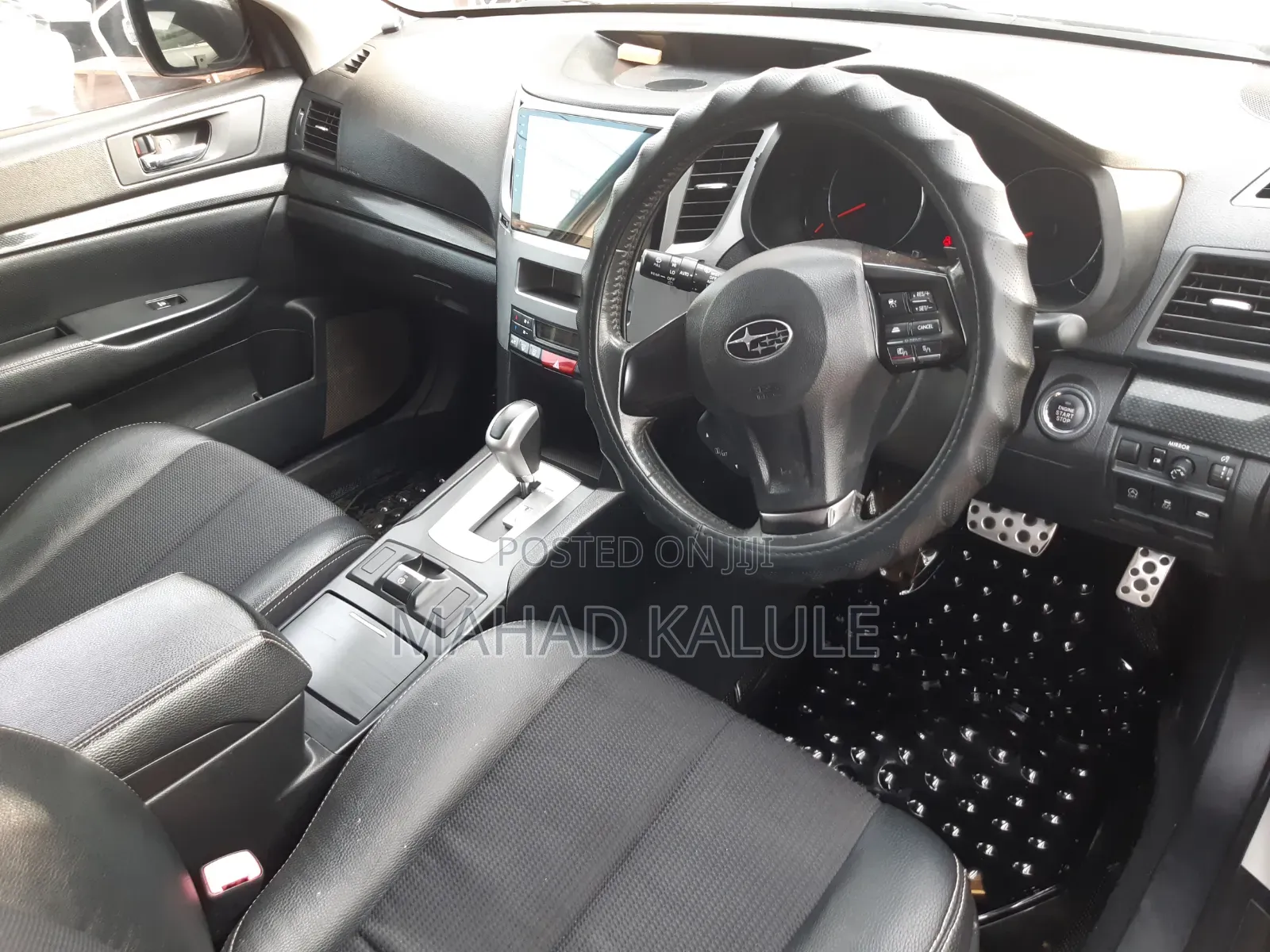 Subaru Outback 2011 White