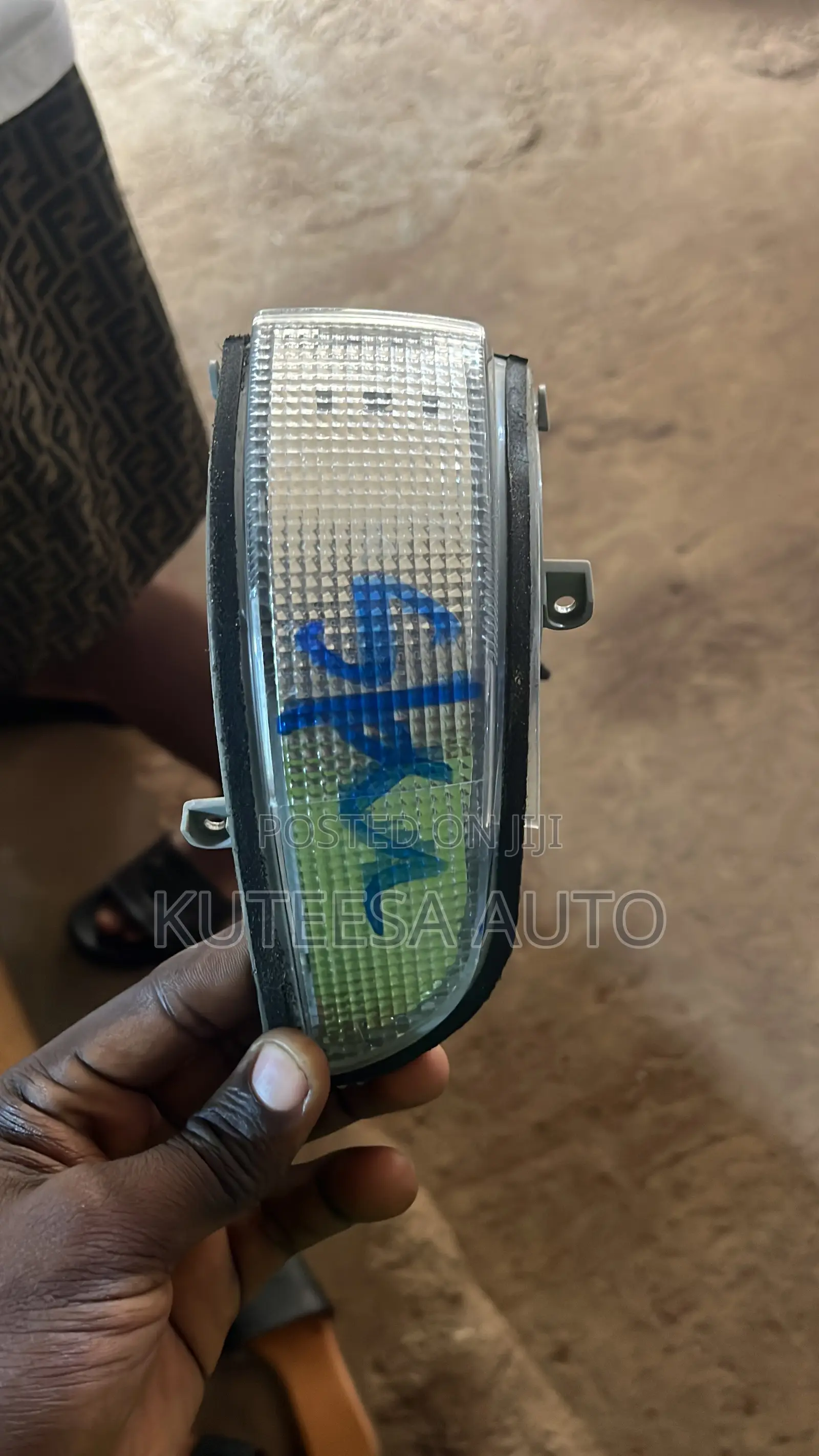 Harrier Kawundo 2010 Side Mirror Indicator Replacement