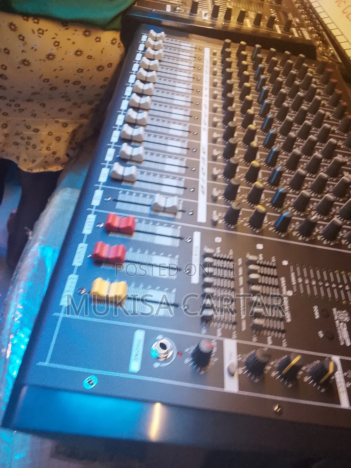 Amp Mixer Console