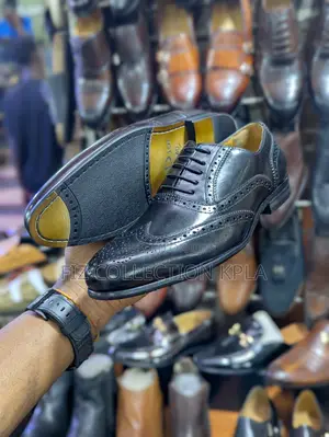 Dior Noir Oxford – Executive Elegance
