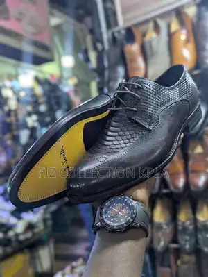 Panda Smith Coffee Loafer – Timeless Sophistication