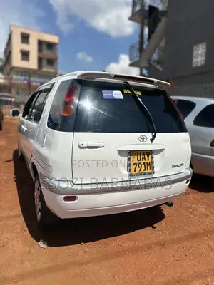 Toyota Raum 1998 White