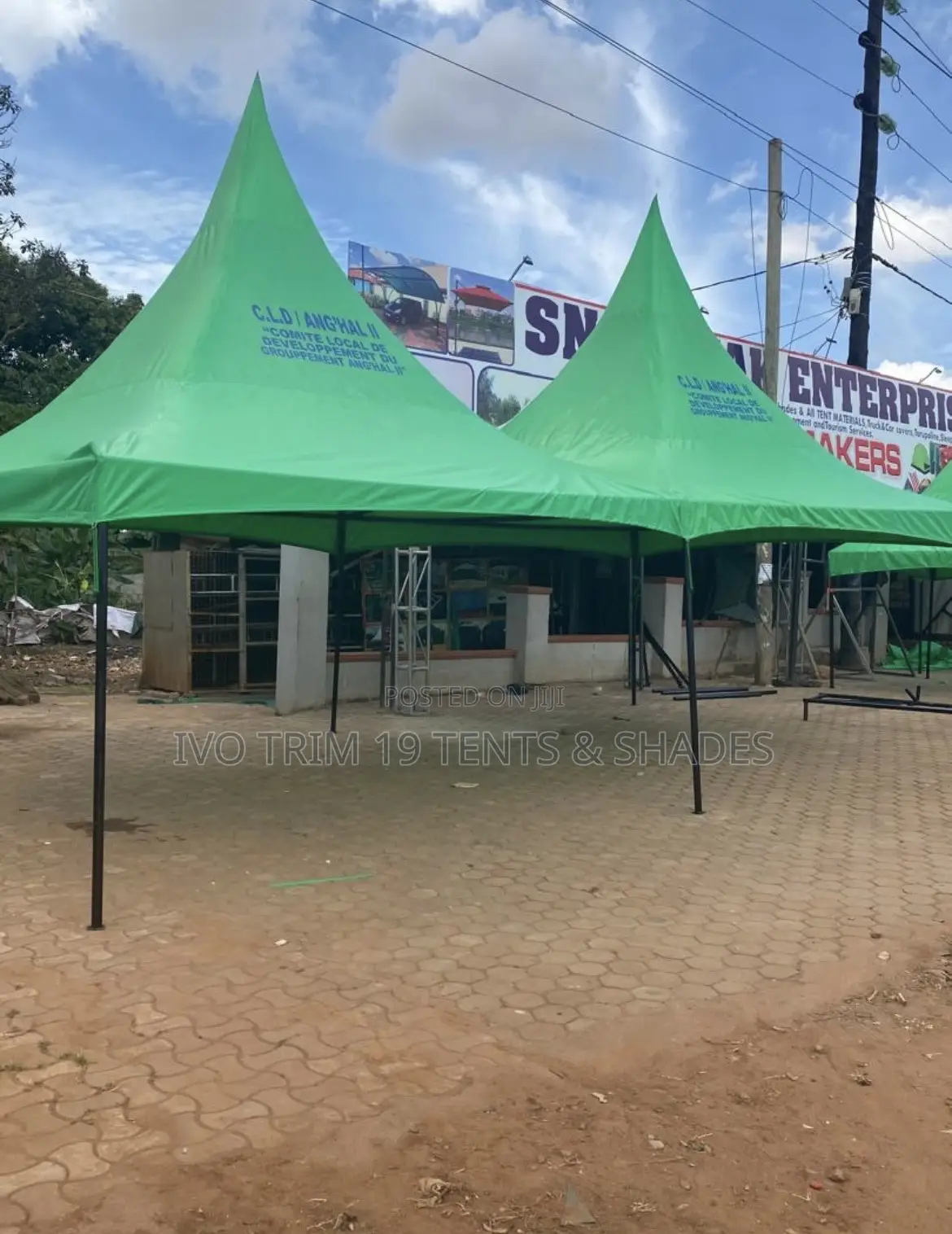 100 Seater Tent