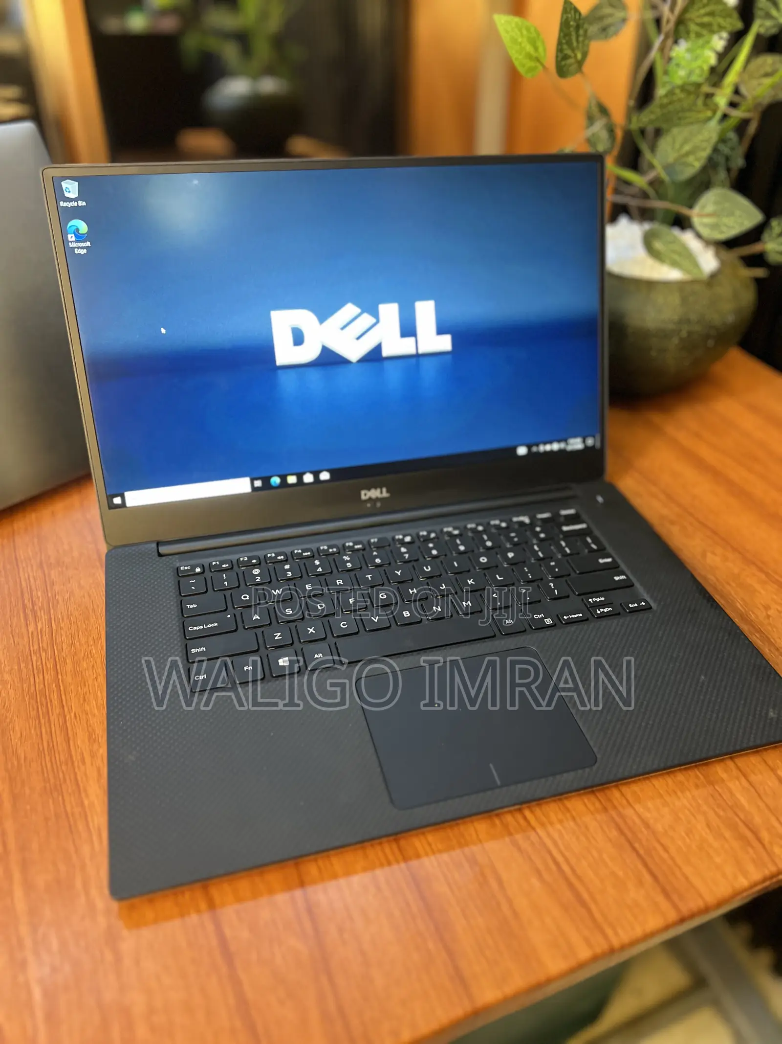 Laptop Dell Latitude 5530 16GB Intel Core Ultra 9 SSD 256GB