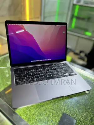Laptop Apple MacBook Pro 2020 16GB Intel Core i7 SSD 512GB