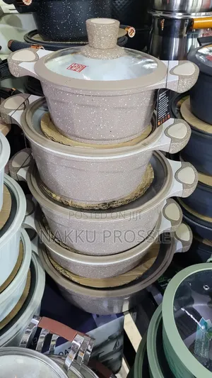 Non Stick Cookware Set