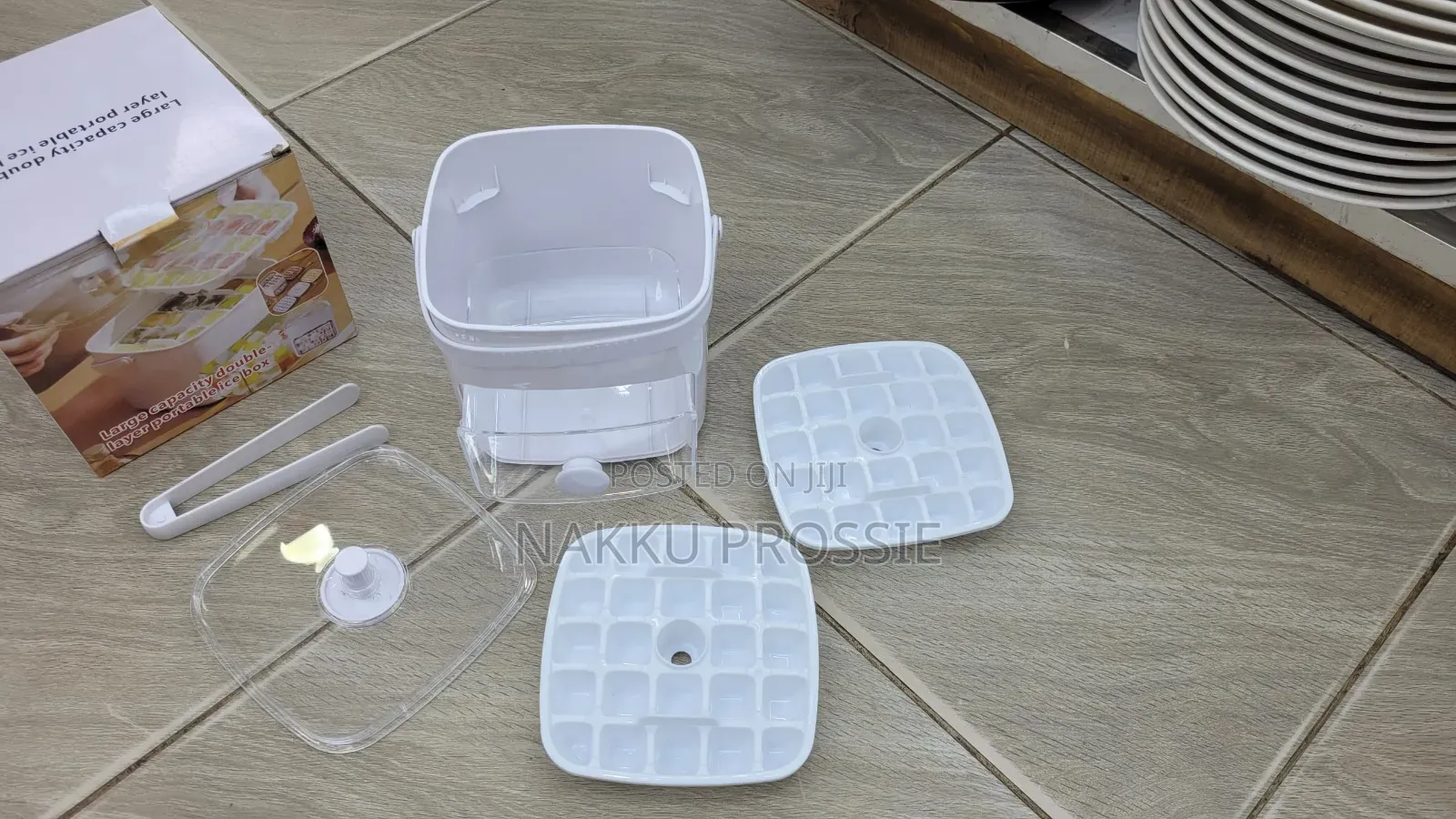 Ice Cube Maker