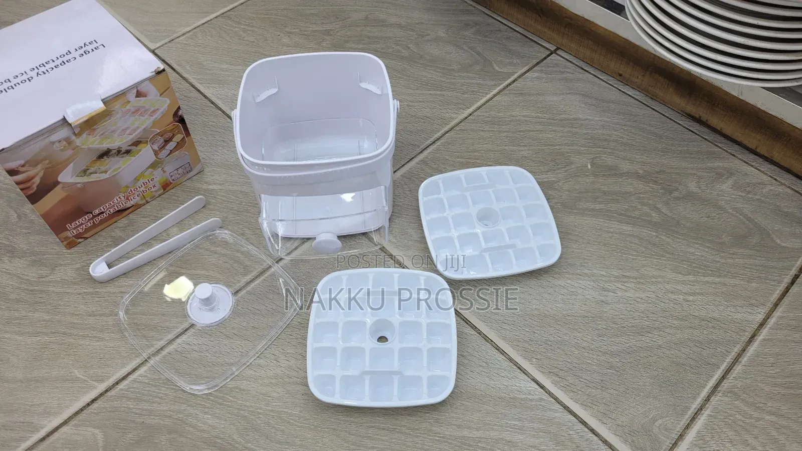 Ice Cube Maker