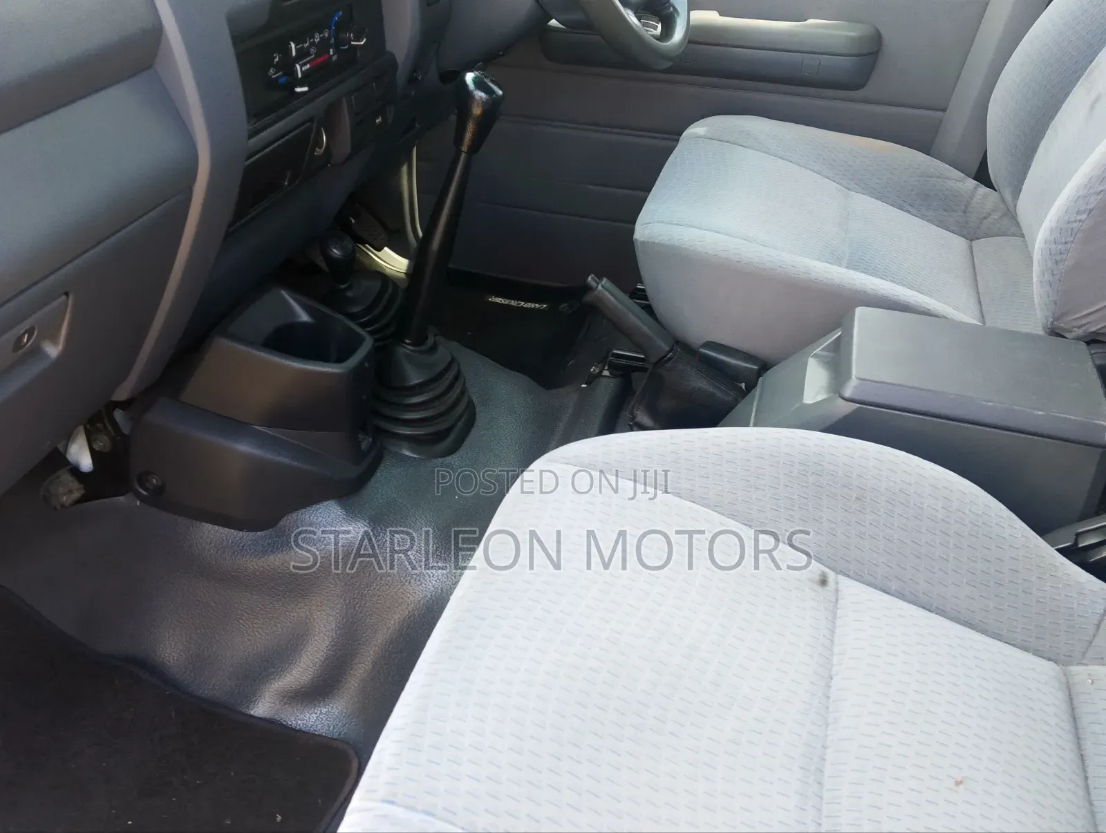 Toyota Land Cruiser 2017 White