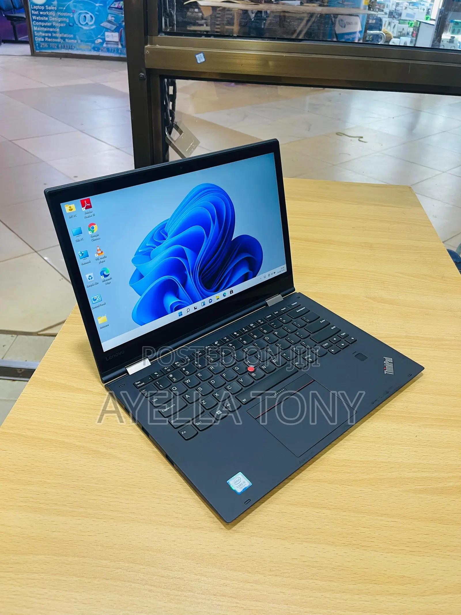 New Laptop Lenovo ThinkPad X1 Yoga 8GB Intel Core i5 SSD 256GB