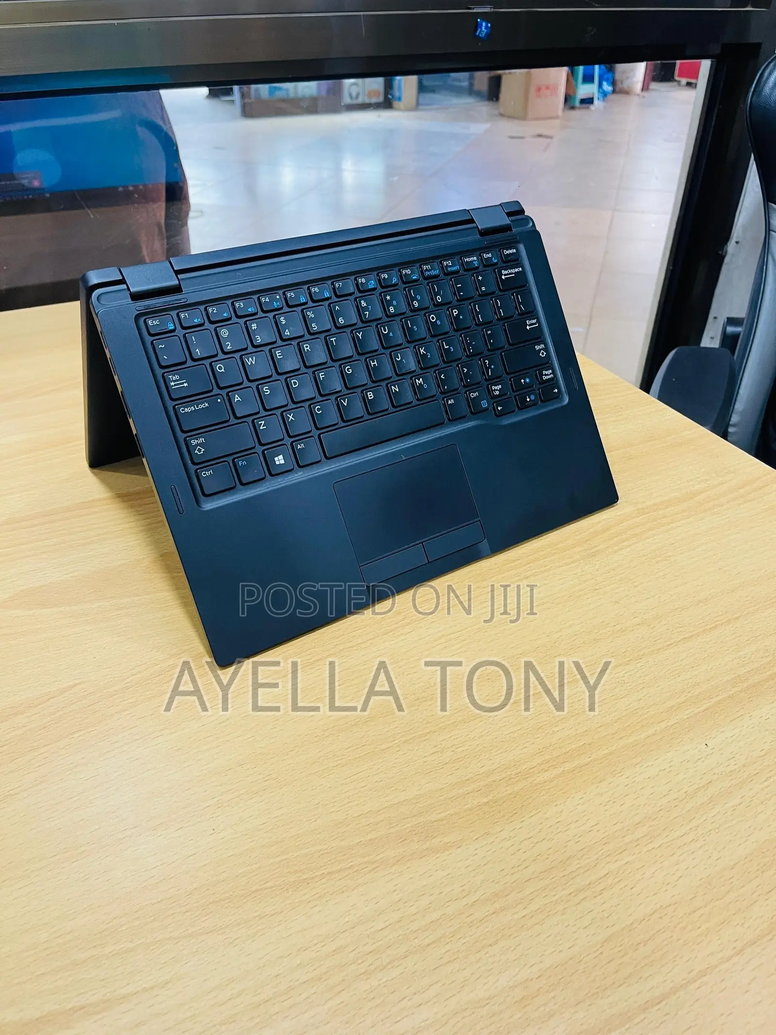 New Laptop Dell Latitude 7390 8GB Intel Core i5 SSD 256GB