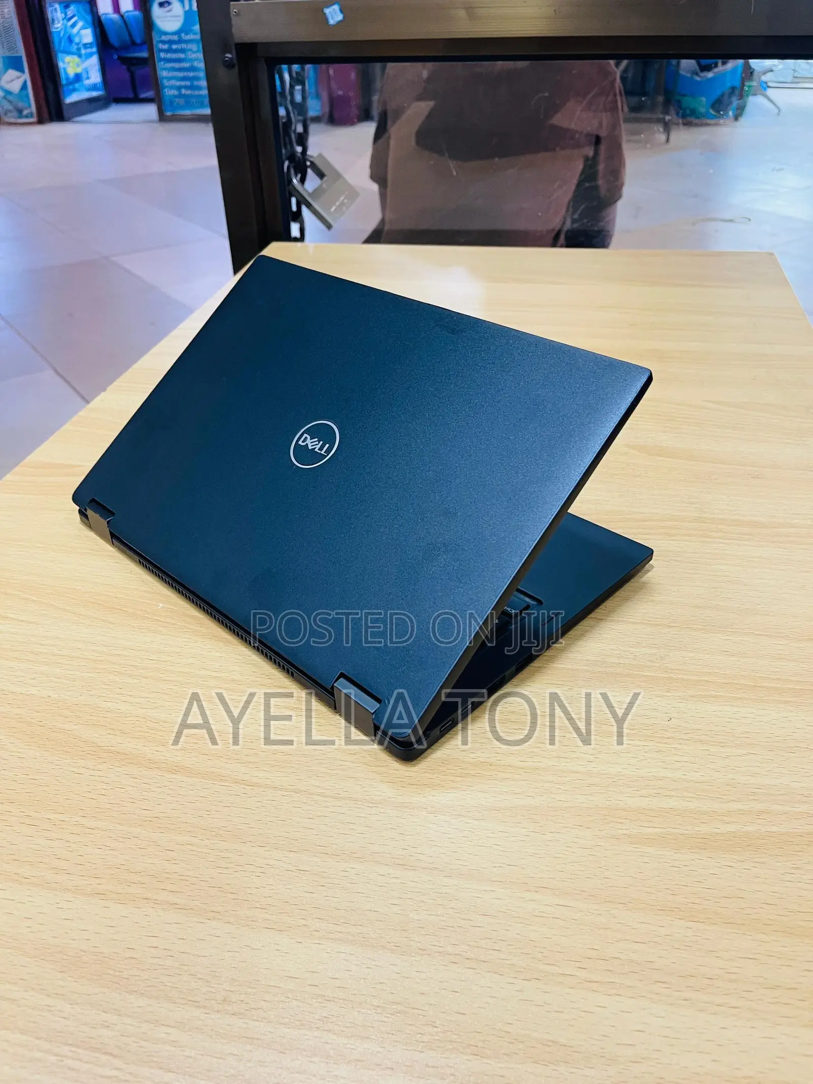 New Laptop Dell Latitude 7390 8GB Intel Core i5 SSD 256GB