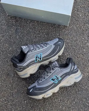 New Balance 1000 Sneakers in the Black and Teal