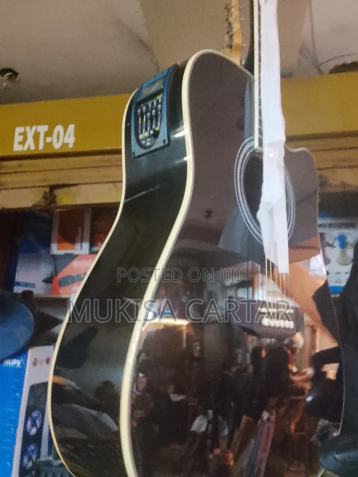 Yamaha Acoustic"