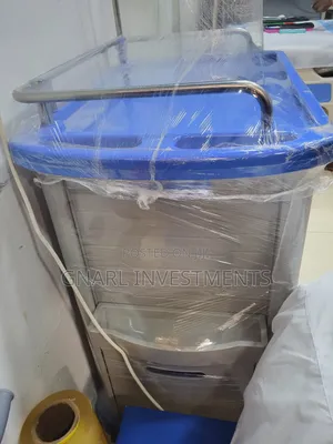 Standard Hospital Emergency Crash Cart or Medication Trolley