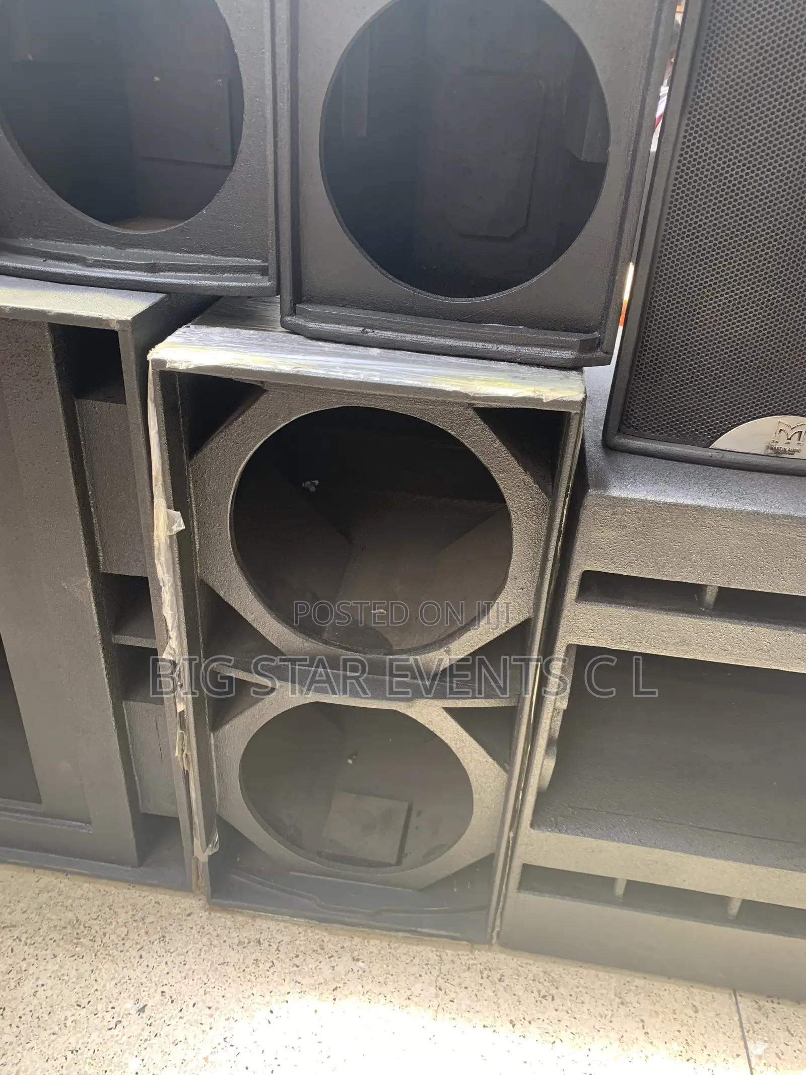 Empty Audio Box