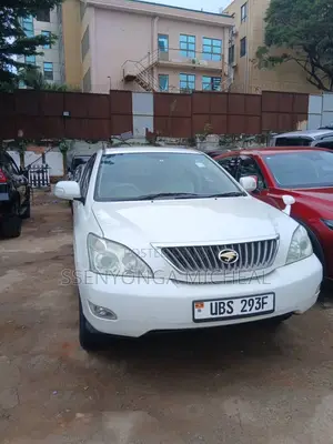 Toyota Harrier 2010 White