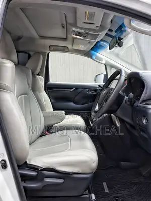 Toyota Alphard 2.5 Petrol AWD 2018 White