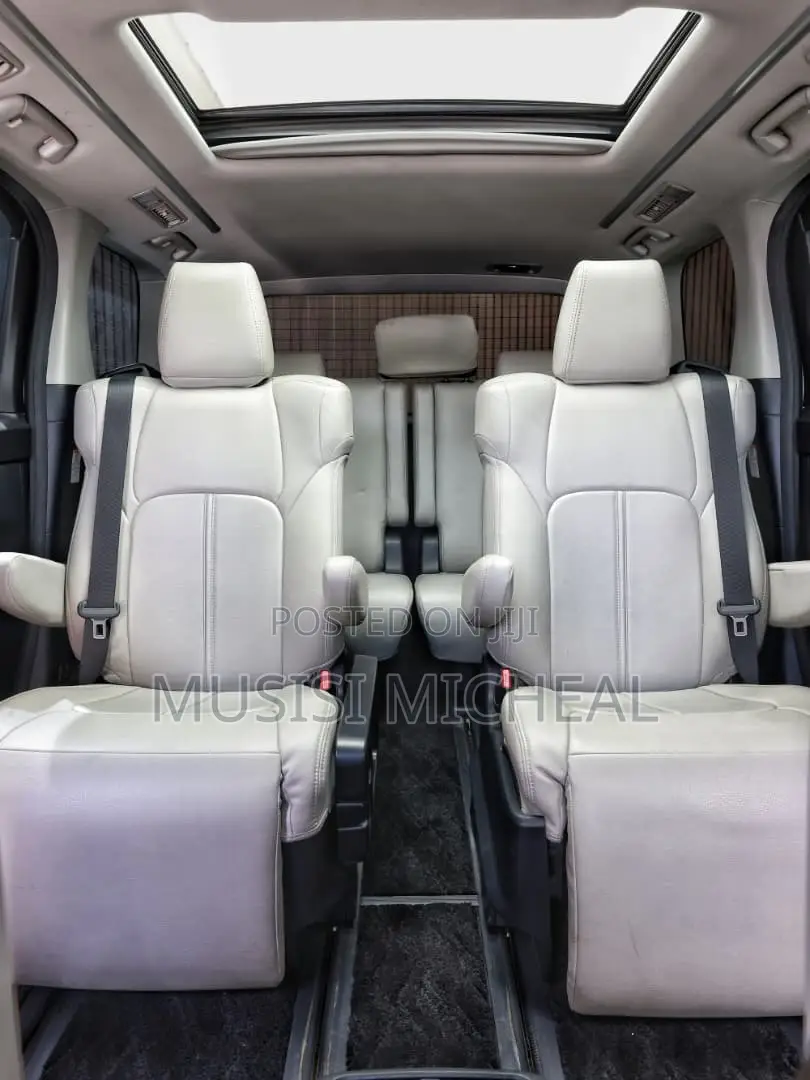 Toyota Alphard 2.5 Petrol AWD 2018 White