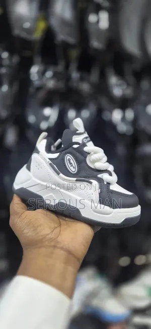 Trendy Chunky Sole Sneakers