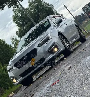 Subaru Impreza 2.0i Premium AWD Hatchback 2017 Silver