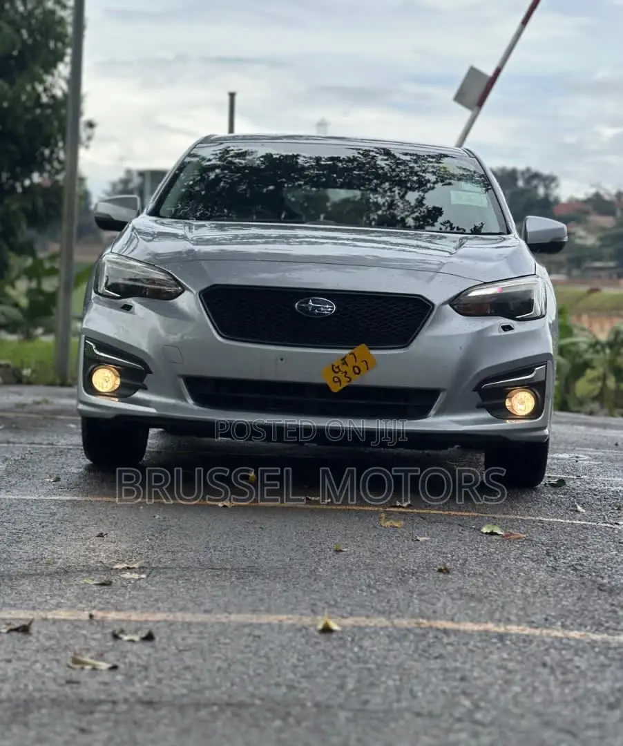 Subaru Impreza 2.0i Premium AWD Hatchback 2017 Silver