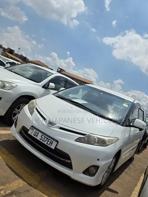 Toyota Estima 2012 White
