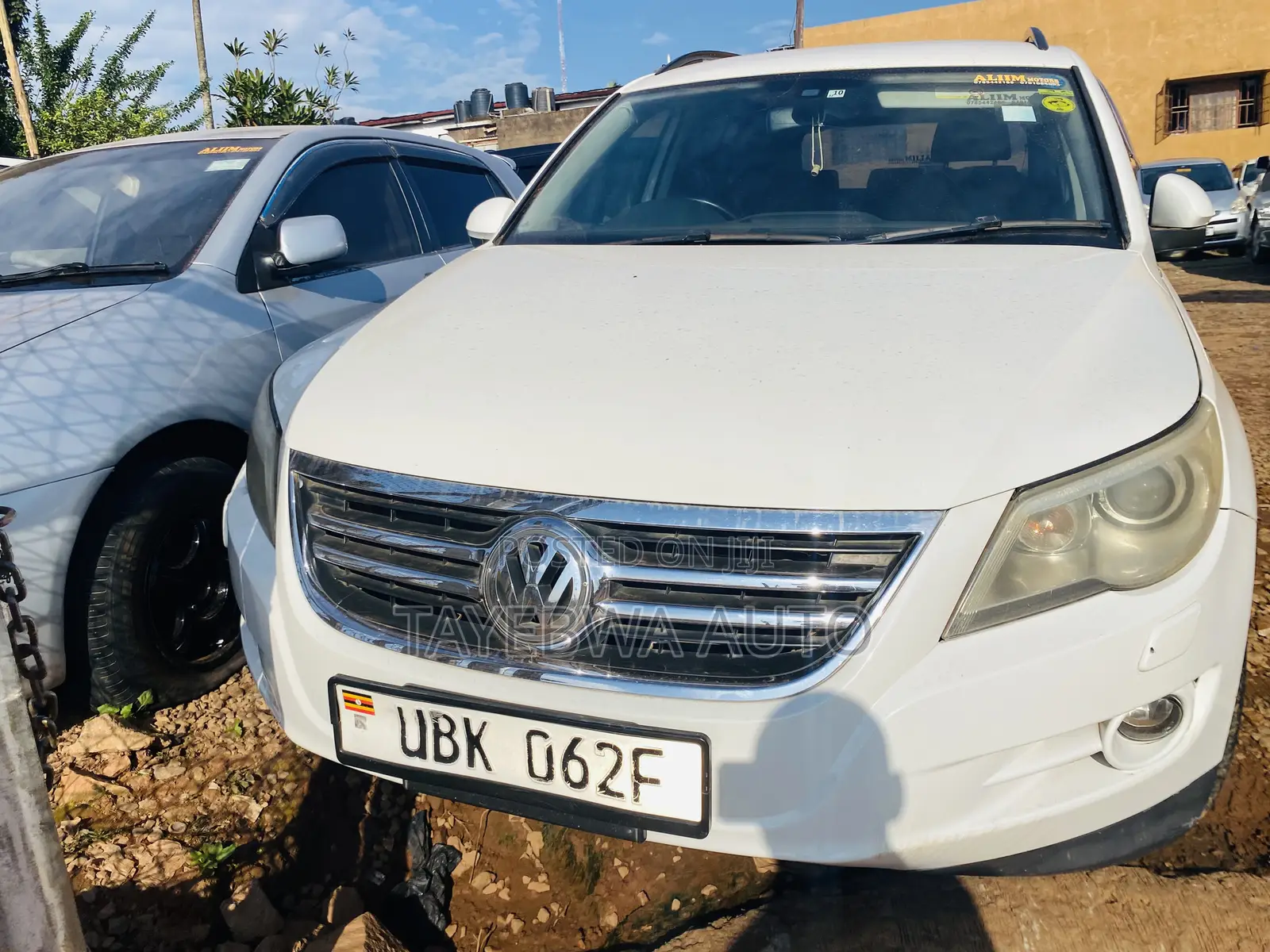 Volkswagen Tiguan 2010 White