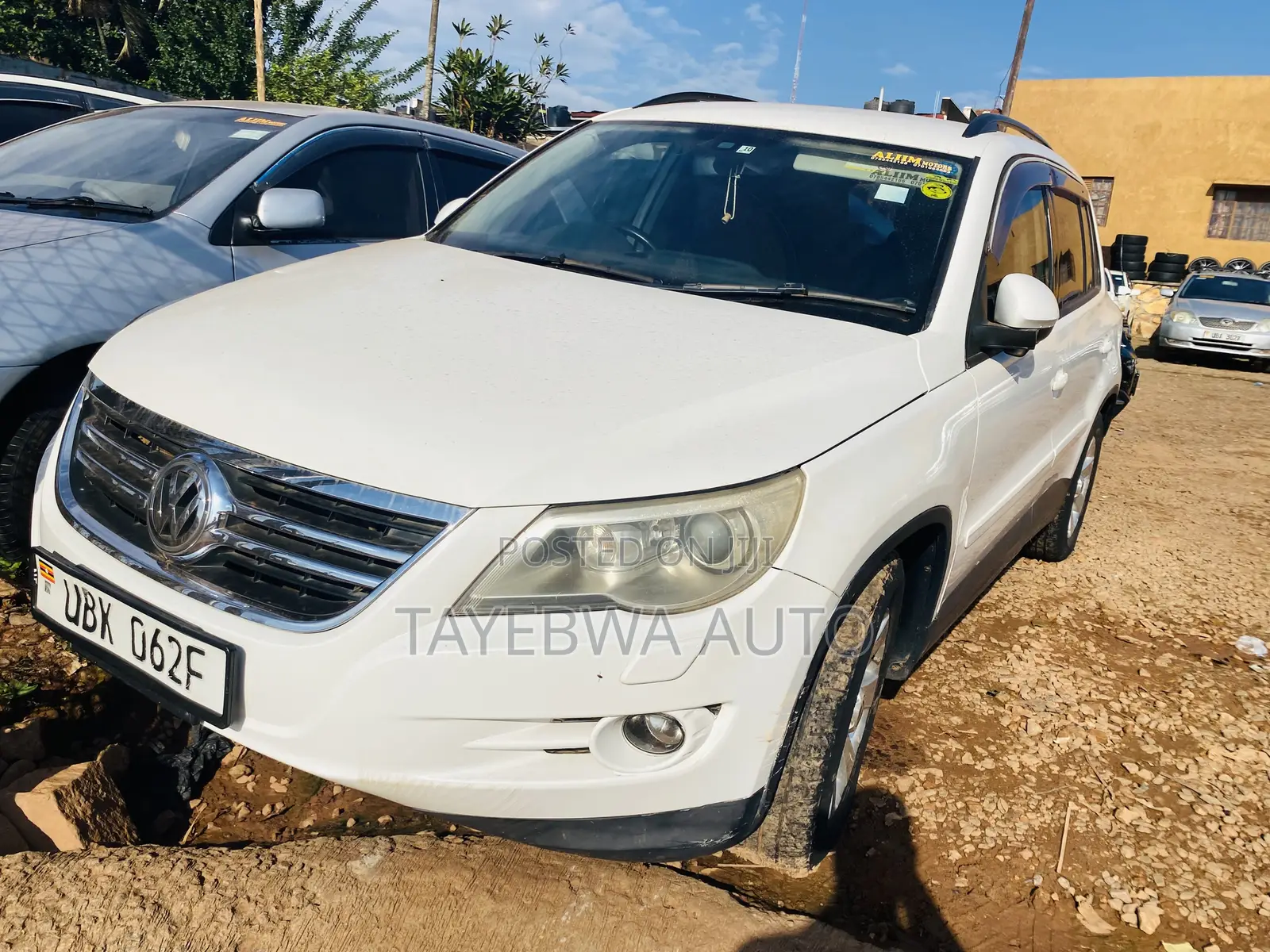 Volkswagen Tiguan 2010 White