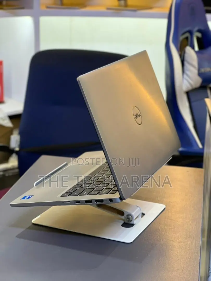 New Laptop Dell Latitude 7420 16GB Intel Core i5 SSD 256GB