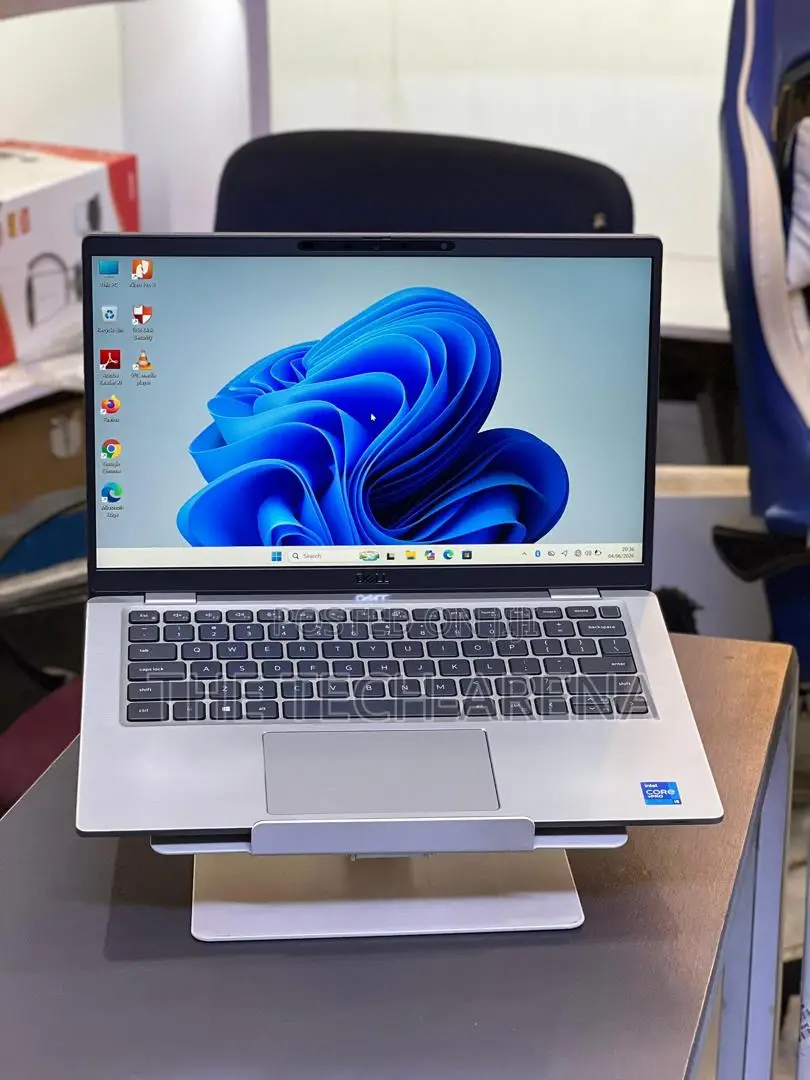 New Laptop Dell Latitude 7420 16GB Intel Core i5 SSD 256GB