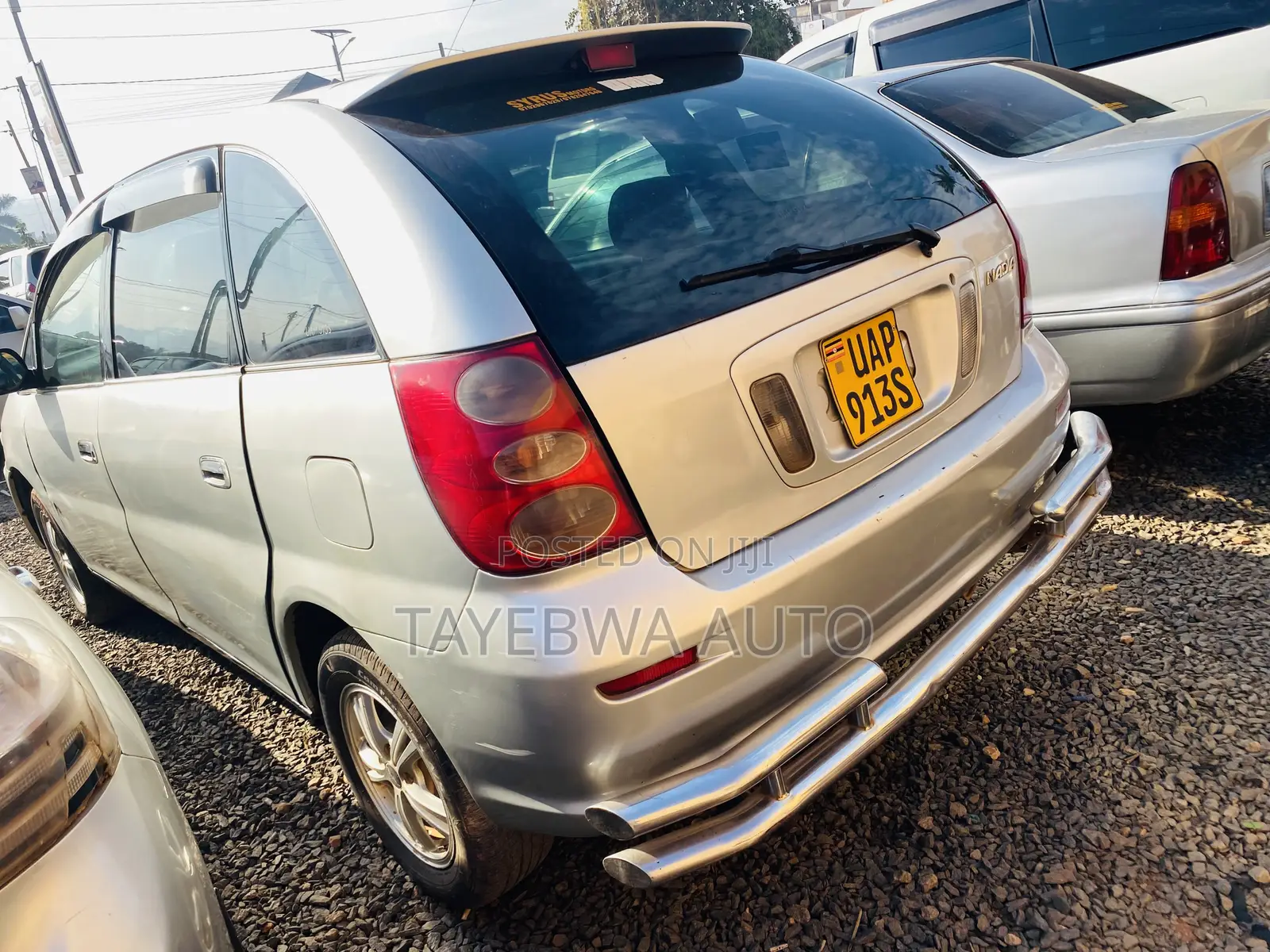 Toyota Nadia 2000 Silver