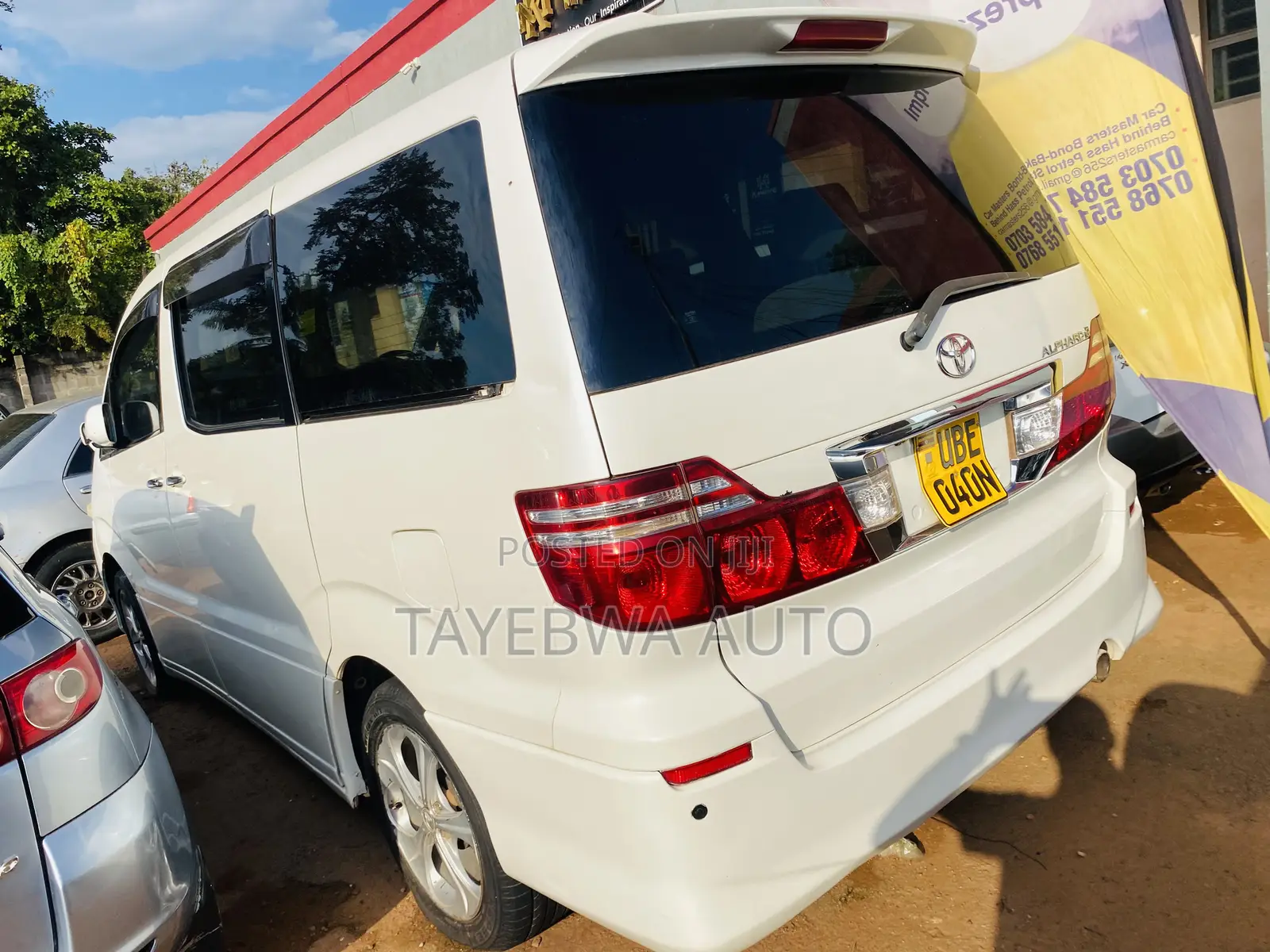 Toyota Alphard 2006