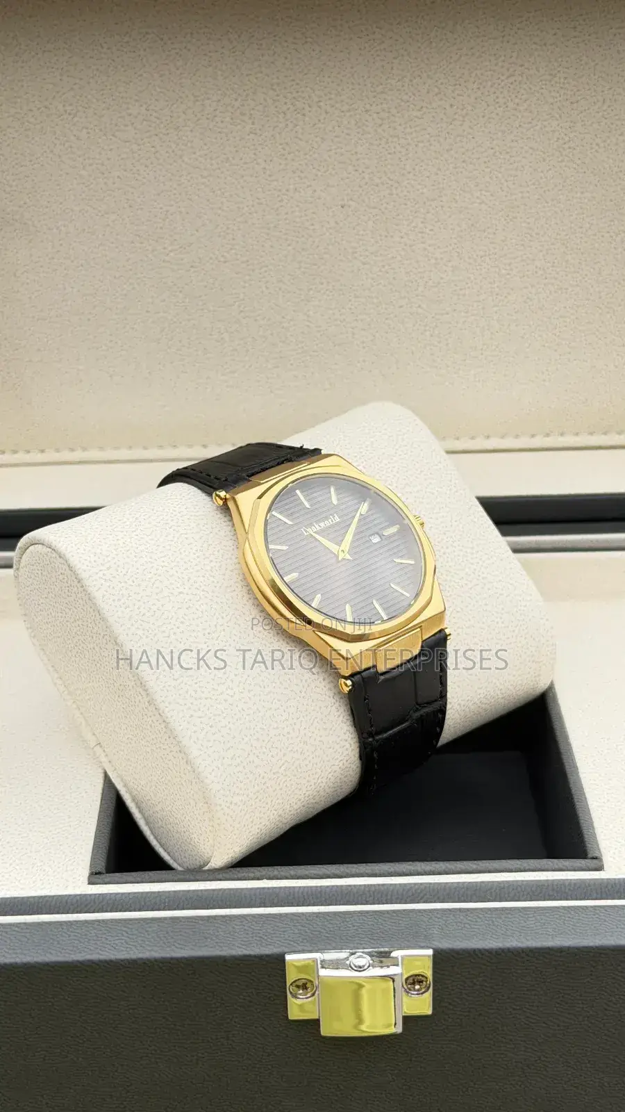 Elegant Lookworld Men’S Wristwatch