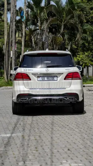 Mercedes-Benz GLE-Class 2018 White