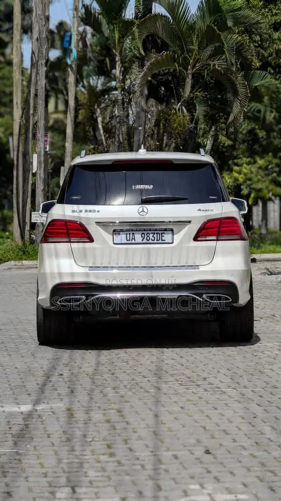 Mercedes-Benz GLE-Class 2018 White