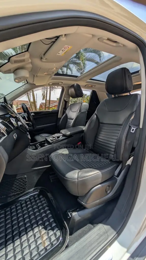 Mercedes-Benz GLE-Class 2018 White