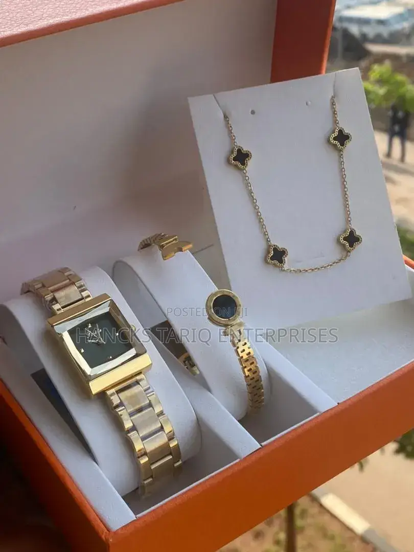 Elegant Women’S Gift Set