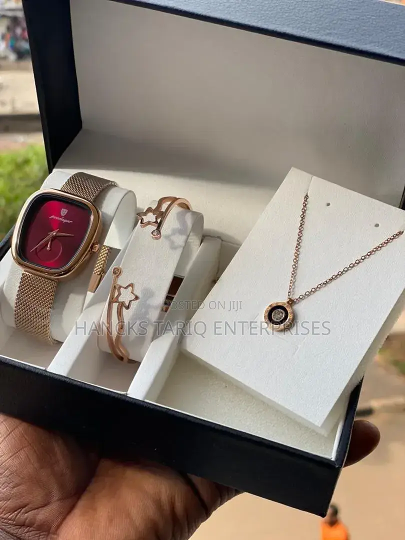 Elegant Women’S Gift Set