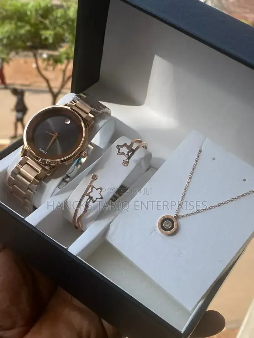 Elegant Women’S Gift Set