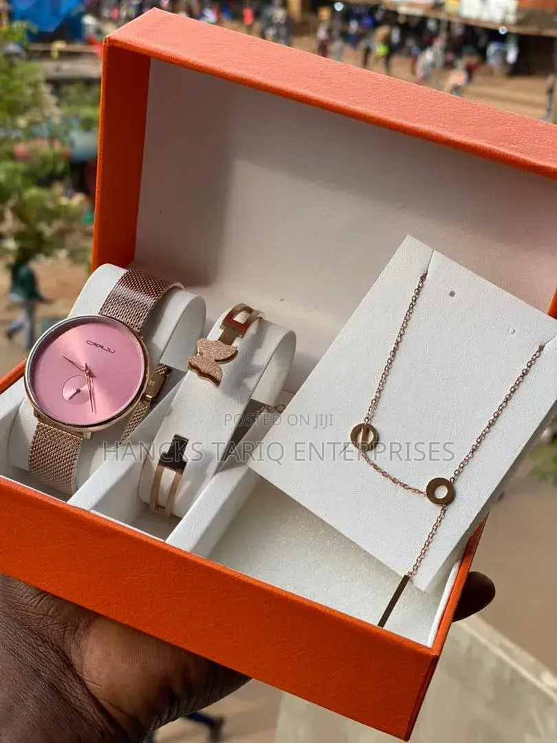 Elegant Women’S Gift Set