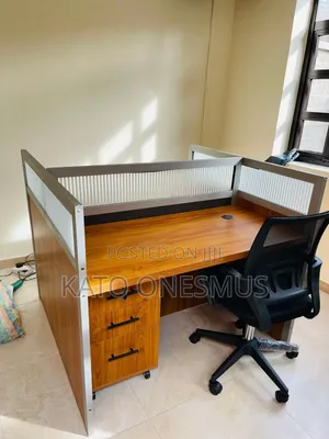 2 Ways Seater Workstation