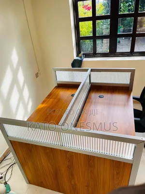 2 Ways Seater Workstation