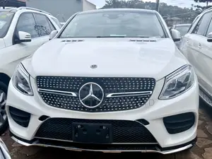 Mercedes-Benz GLE-Class GLE 350d 4MATIC 2017 White